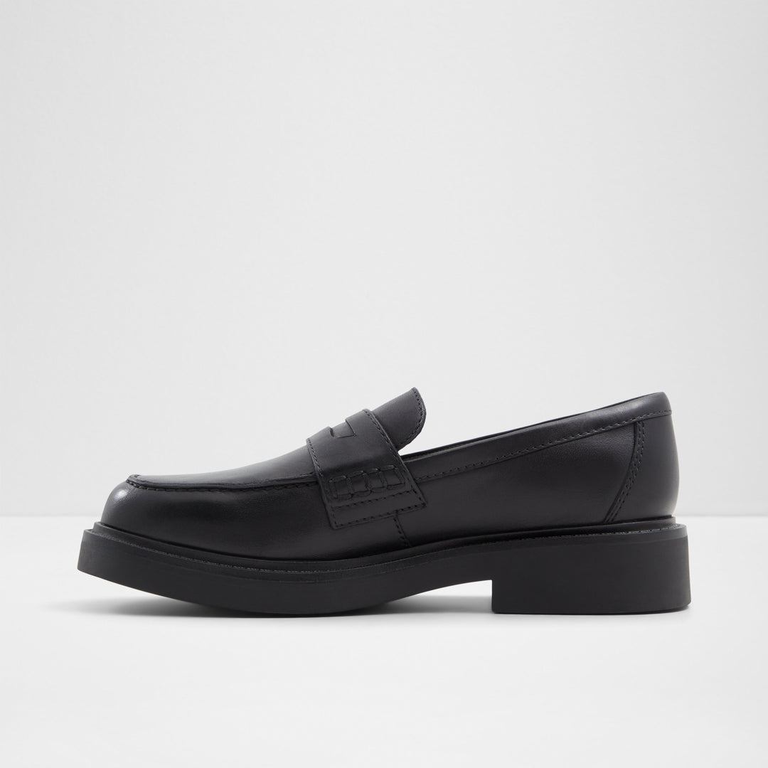 Mocassins rasos em pele preto - VERIMA