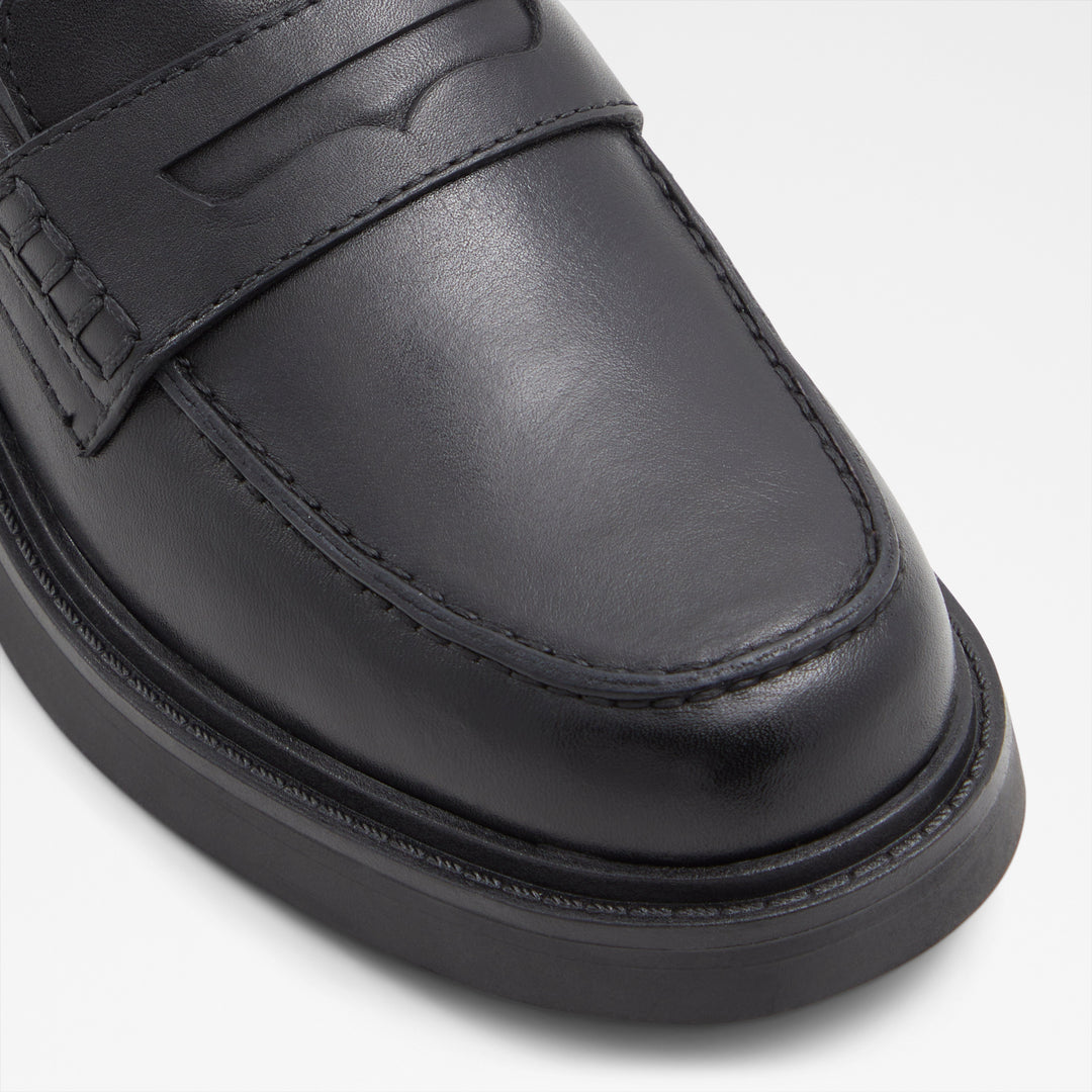 Mocassins rasos em pele preto - VERIMA