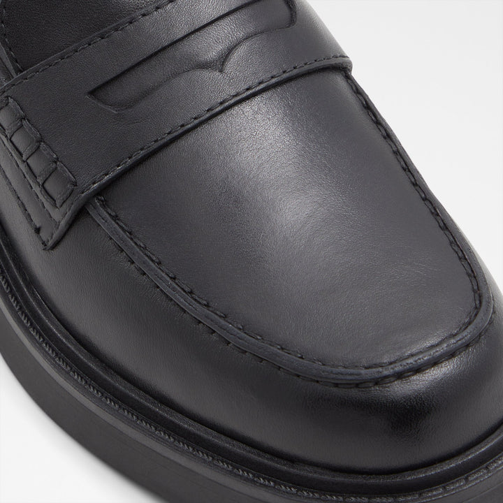 Mocassins rasos em pele preto - VERIMA