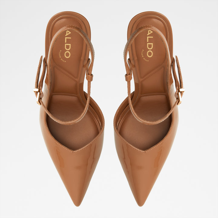 Sapatos em verniz cognac, salto fino - VIVENNE