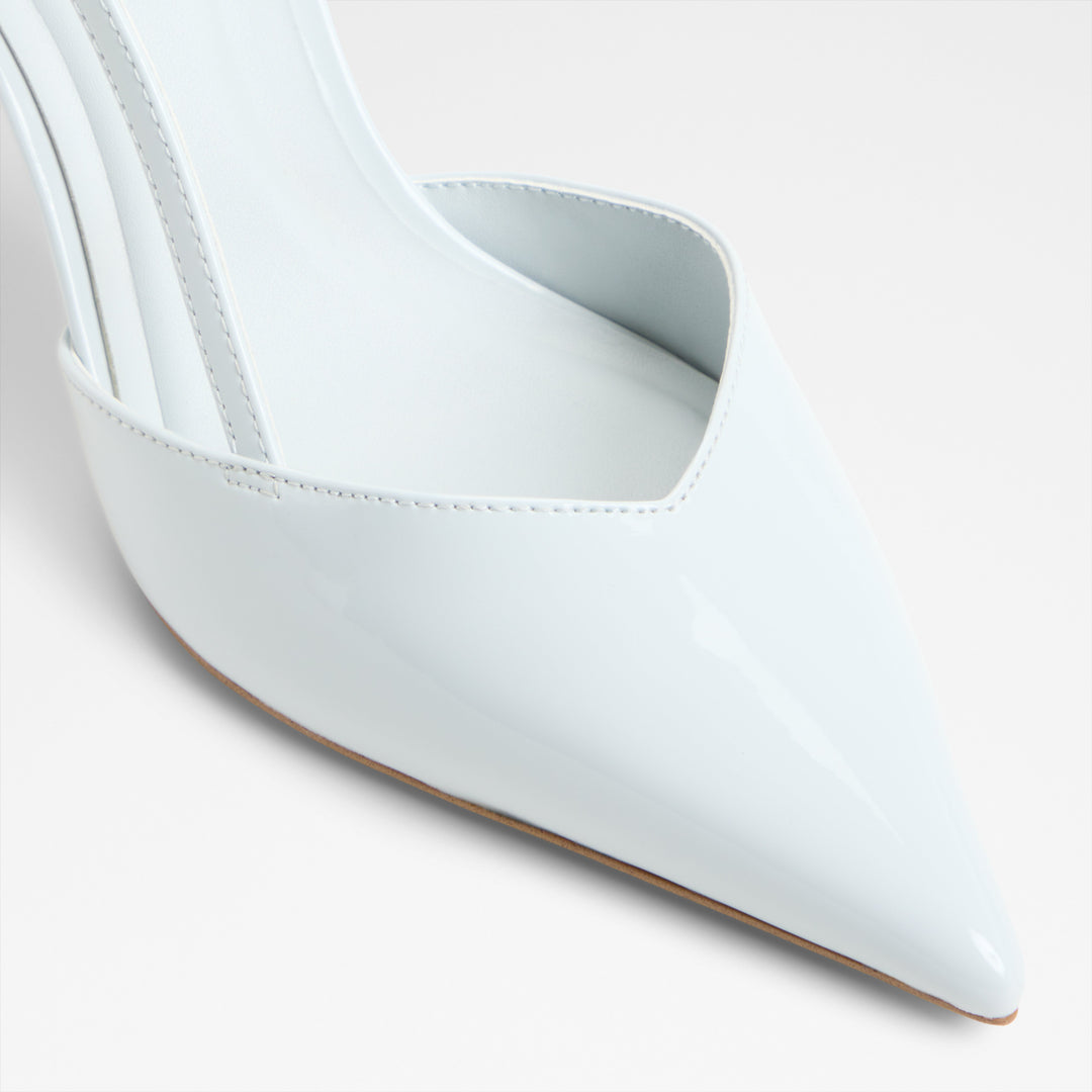 Sapatos em verniz azul, salto fino - VIVENNIA
