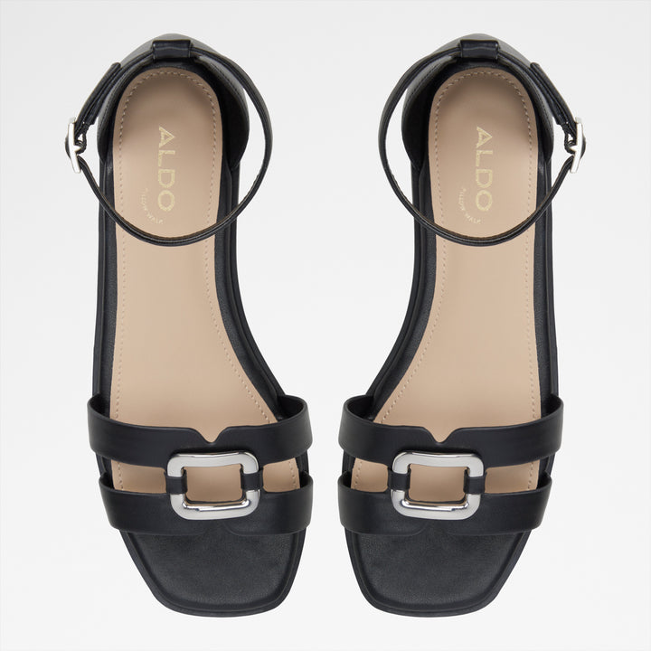 Sandálias rasas em preto - VOK