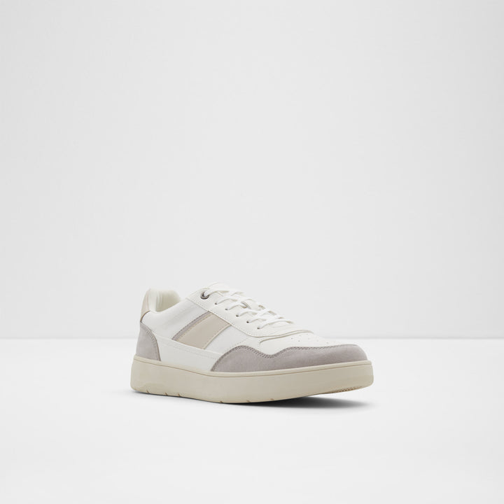 Sapatilhas em branco - WIEG