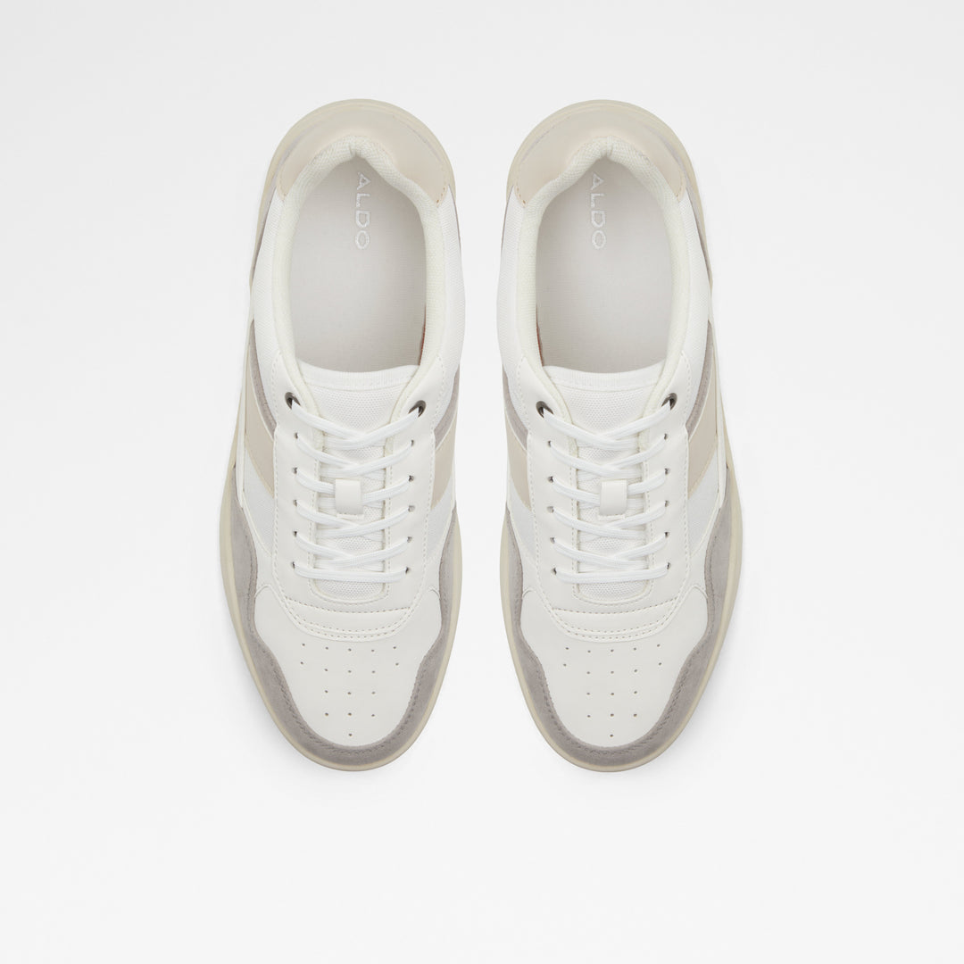 Sapatilhas em branco - WIEG