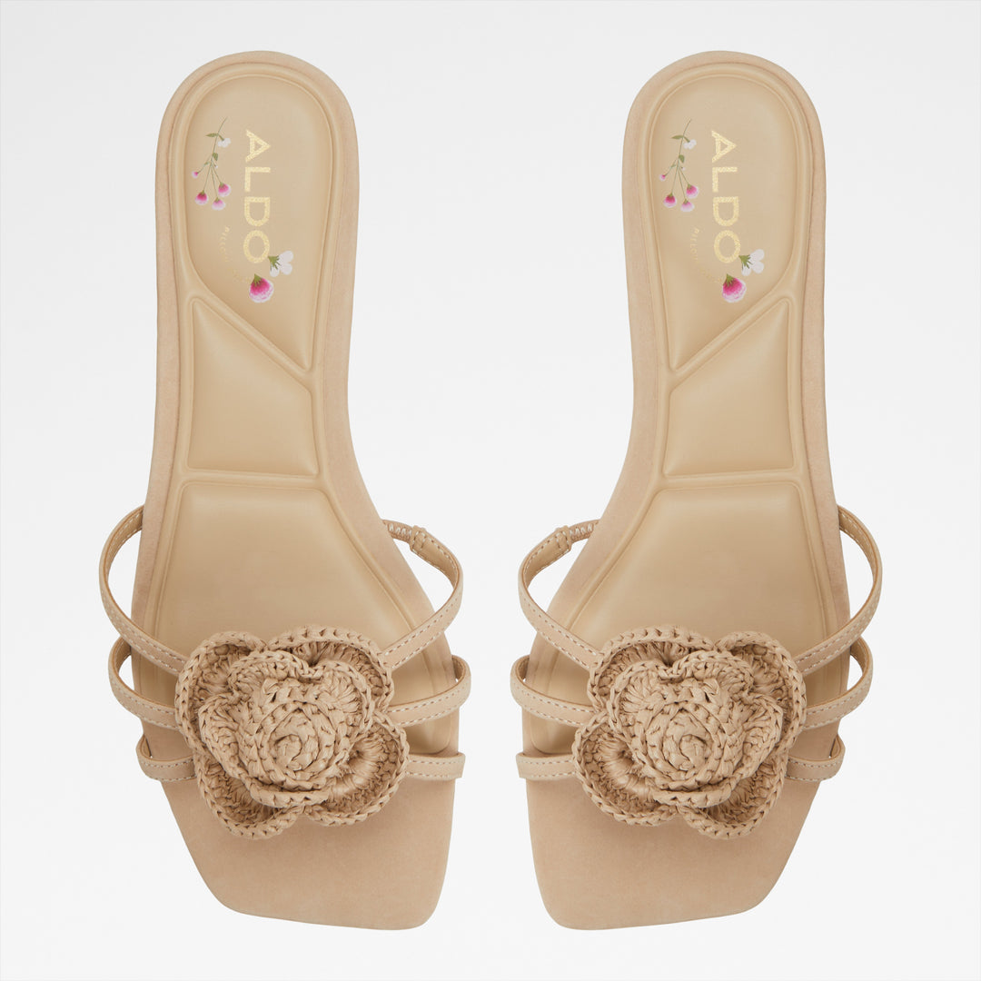 Sandálias rasas em pele bege - WILDBLOOM