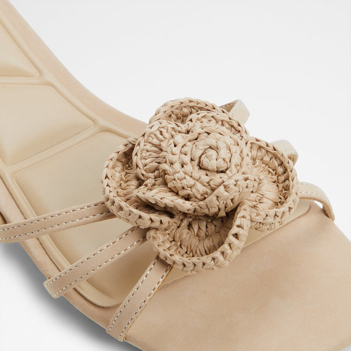 Sandálias rasas em pele bege - WILDBLOOM