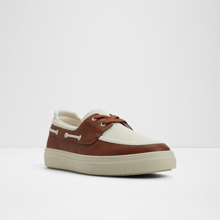 Sapatos de vela em cognac - WILDWAVE