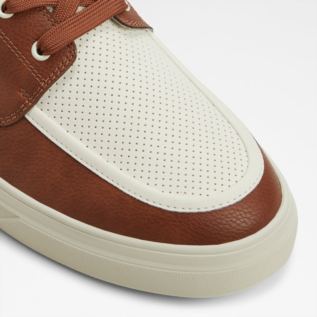 Sapatos de vela em cognac - WILDWAVE