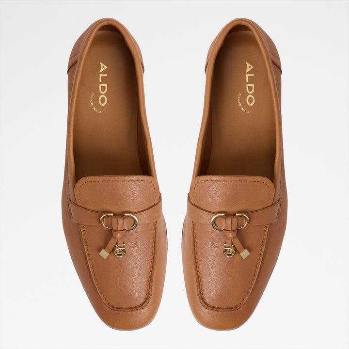 Mocassins rasos em pele cognac - YBILIDE