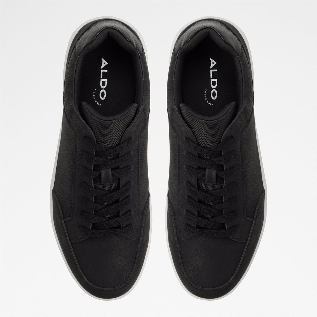 Sapatilhas em preto - ZAIDEN